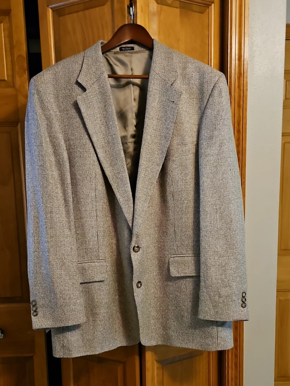 Men's Classic Gray Tweed Blazer